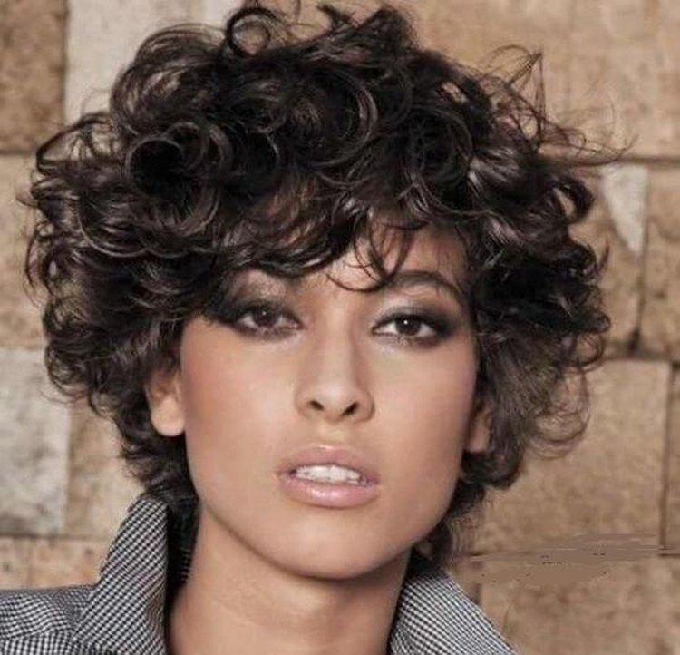 Cachos para cabelo curto