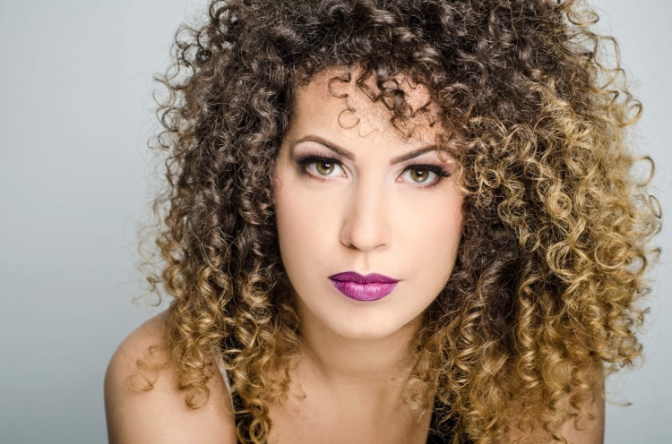 Química úmida para cabelos médios, curtos e longos