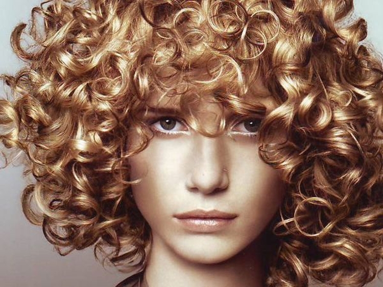 Bio-ondulação para cabelos médios, curtos e longos