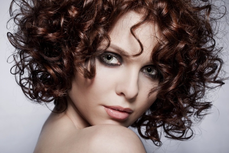 Tipos modernos de cabelo permanente