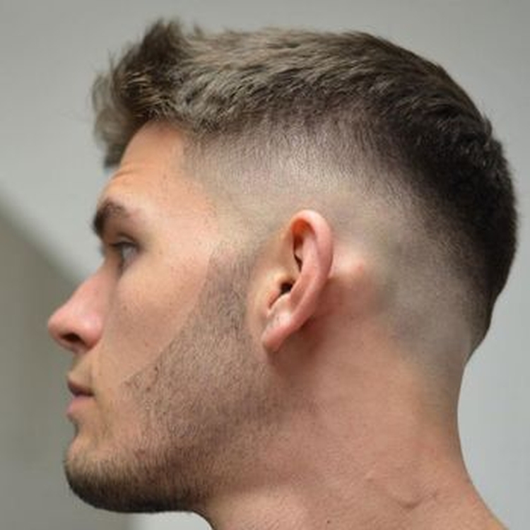Penteado Falcão para Homens