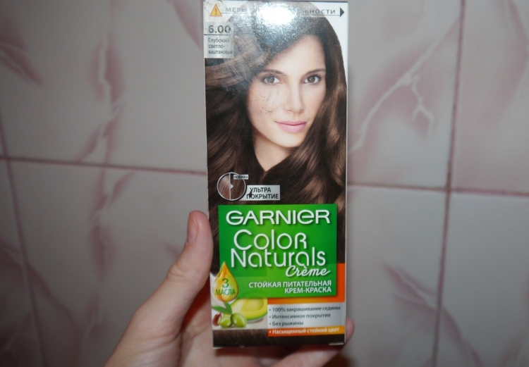 Cabelo cor de noz dourada