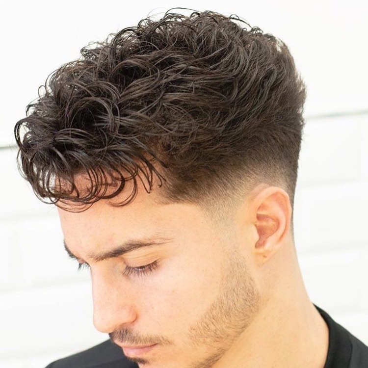 Cortes de cabelo masculinos para cabelos cacheados