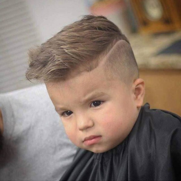Cortes de cabelo para meninos 2 anos
