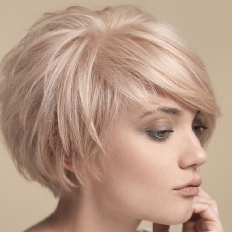 Как да подстрижете, ако косата ви е много рядка