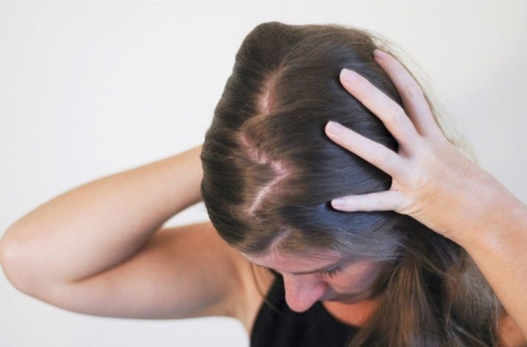 Corte de cabelo para cabelo médio sem franja