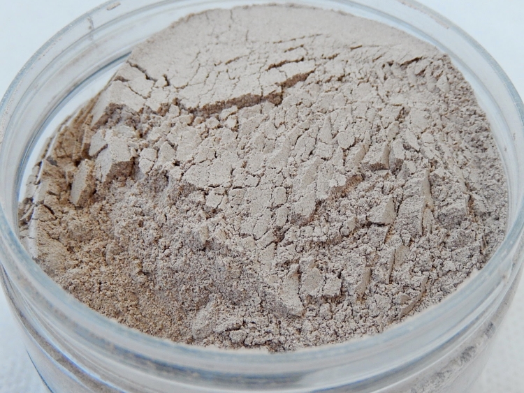 Argila branca para cabelo