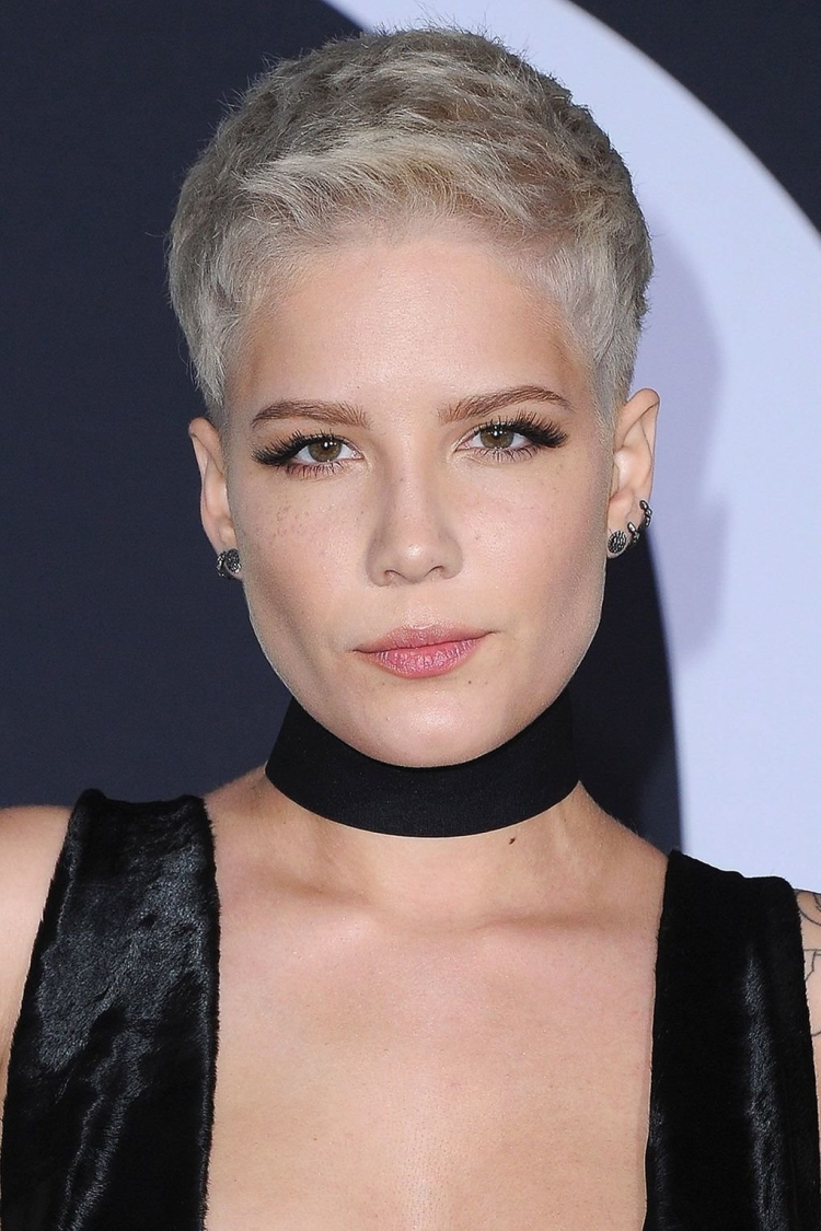 Corte de cabelo para cabelo curto sem franja