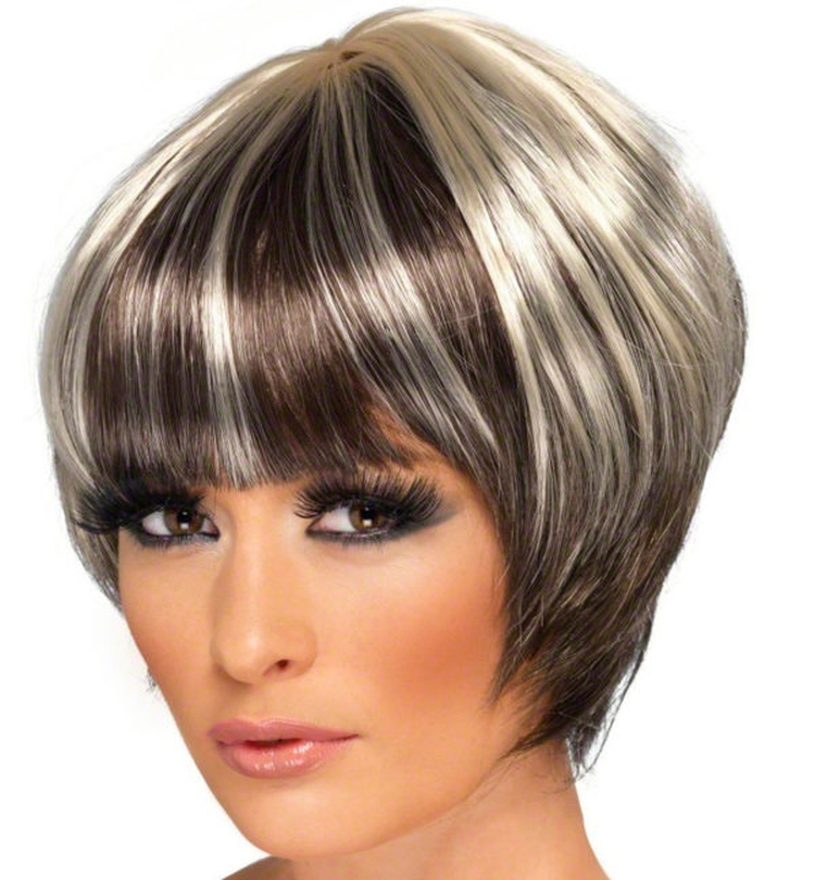 Destaques coloridos para cabelo curto