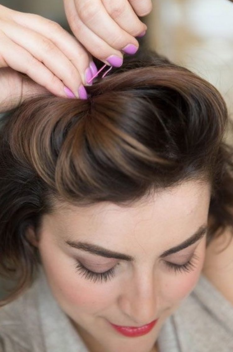 Estilo noturno para cabelo curto