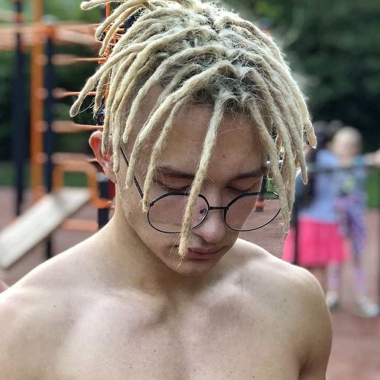 Dreadlocks masculinos curtos