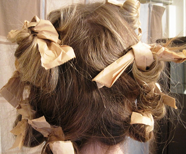 Como fazer cachos sem cachos e ferros de enrolar à noite