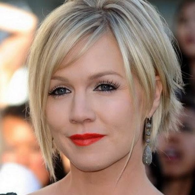 Как да подстрижете, ако косата ви е много рядка