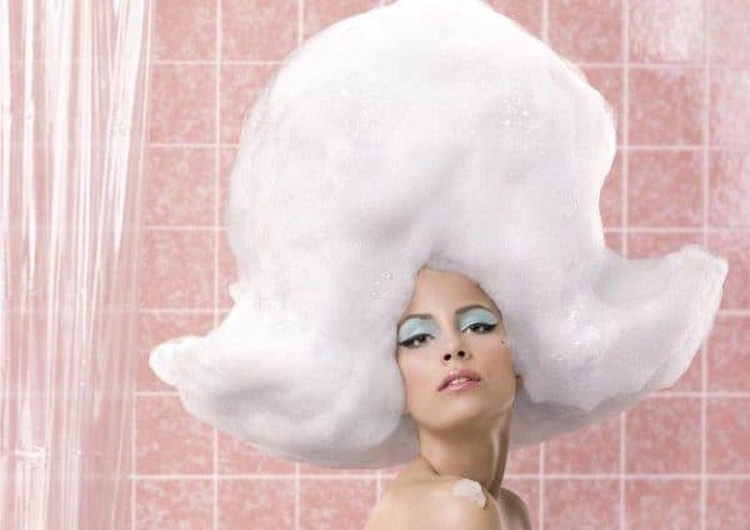 Corte de cabelo ultracurto feminino