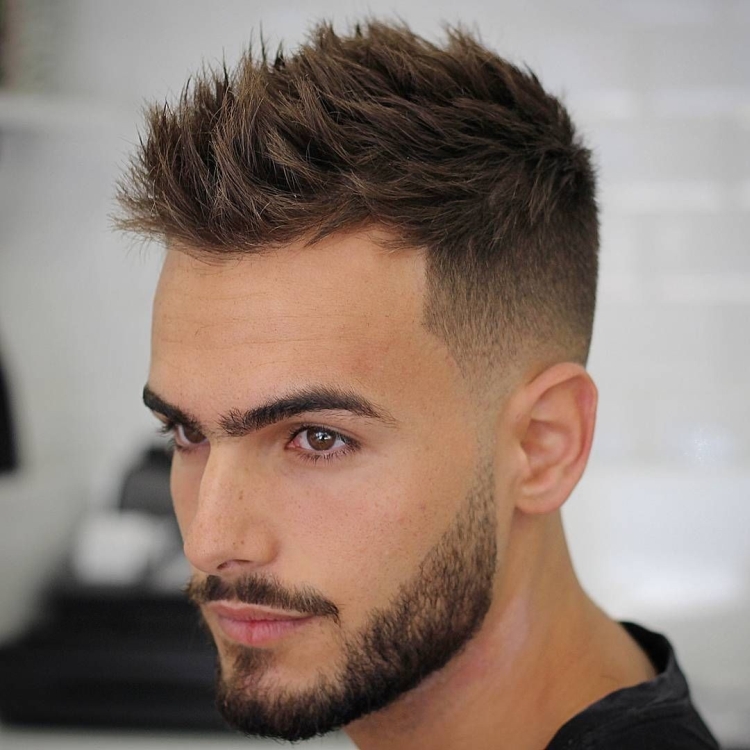 Penteados para homens com cabelo curto