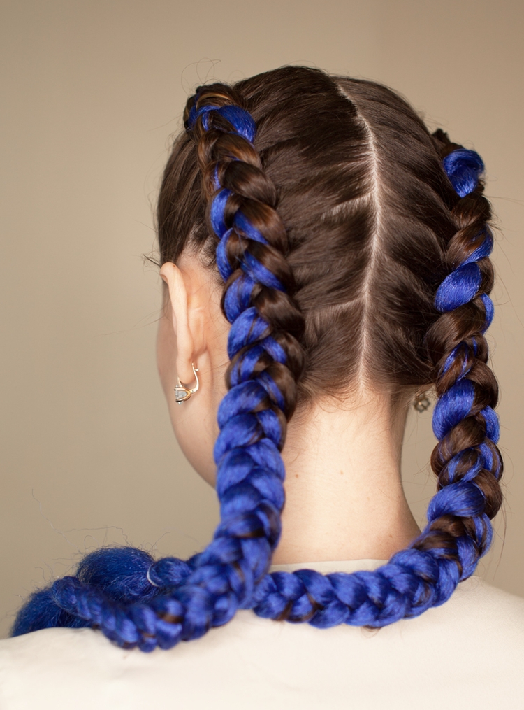 Como trançar duas tranças laterais sozinho