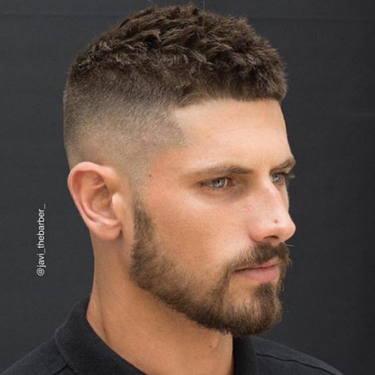 Penteados para homens com cabelo curto