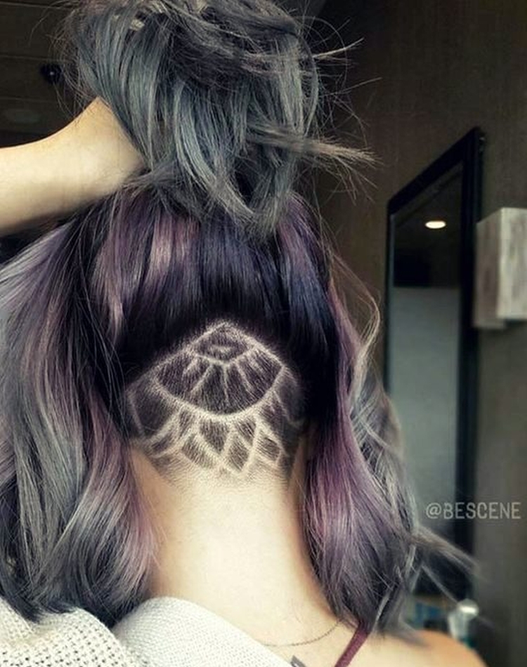 Desenho na parte de trás da cabeça raspada em meninas