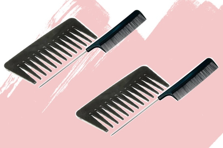 Dois cachos na cabeça nas laterais