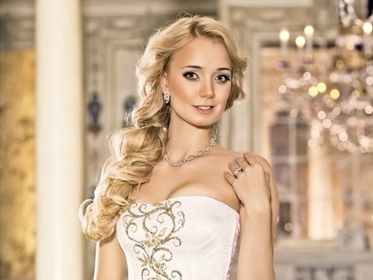 Penteados com cabelos cacheados