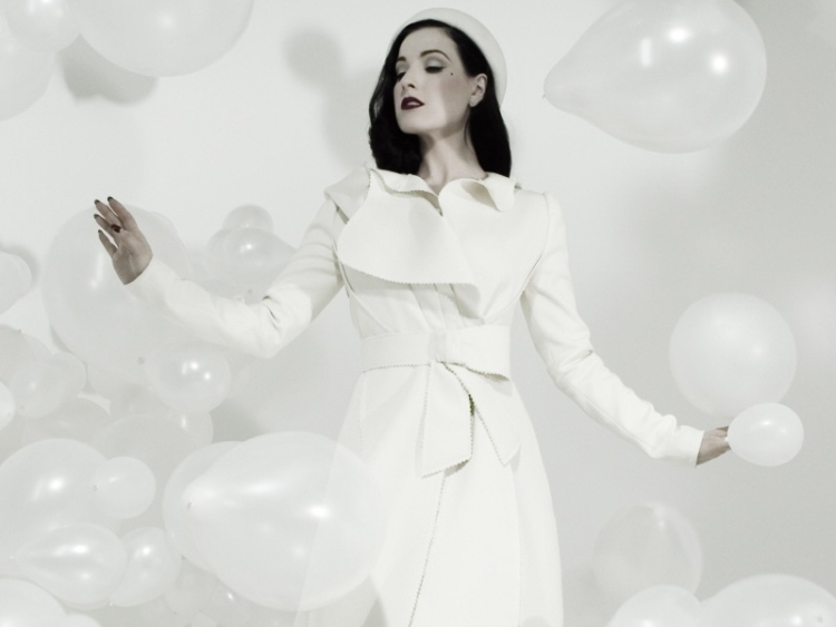 Tipo de cor de inverno que cor de cabelo é adequada para uma foto