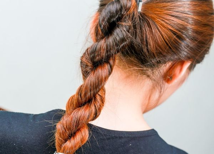 Penteados para a escola para meninas de 14 anos