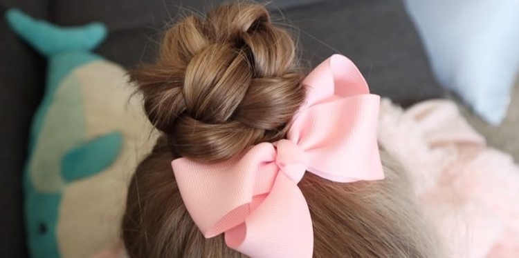 Penteados para o jardim de infância para todos os dias