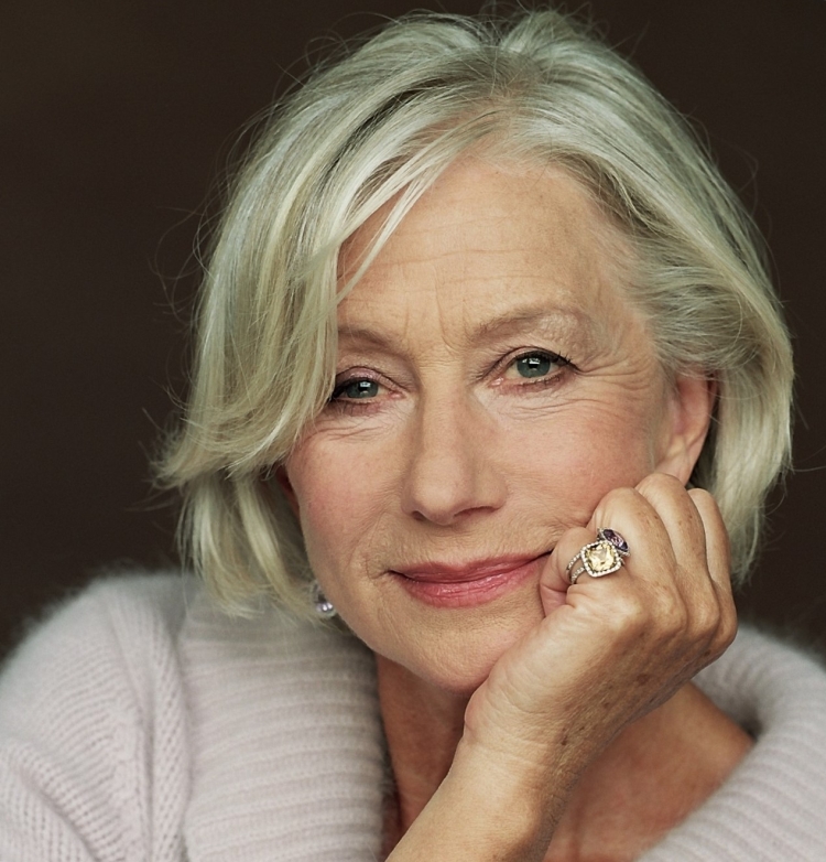 Penteado curto para mulher de 50 anos