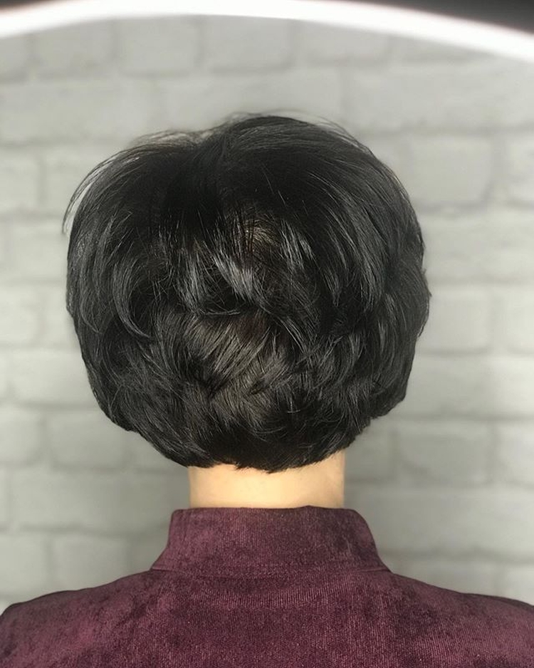 Penteados curtos para mulheres 40