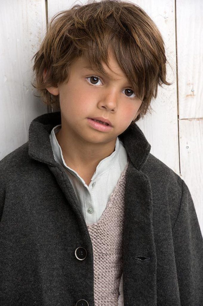 Penteados para meninos com cabelo comprido