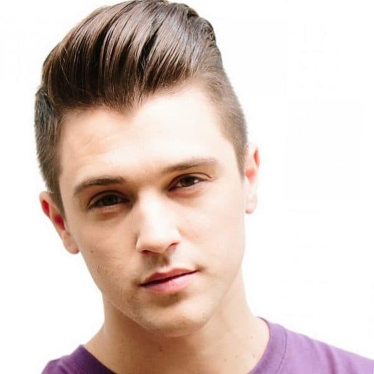 Penteados para meninos com cabelo comprido