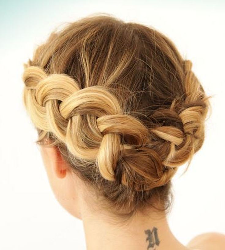 Que lindo colecionar cabelo curto