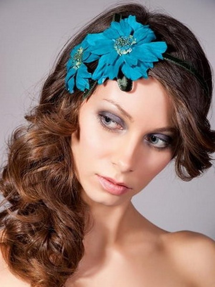 Penteados laterais com cachos