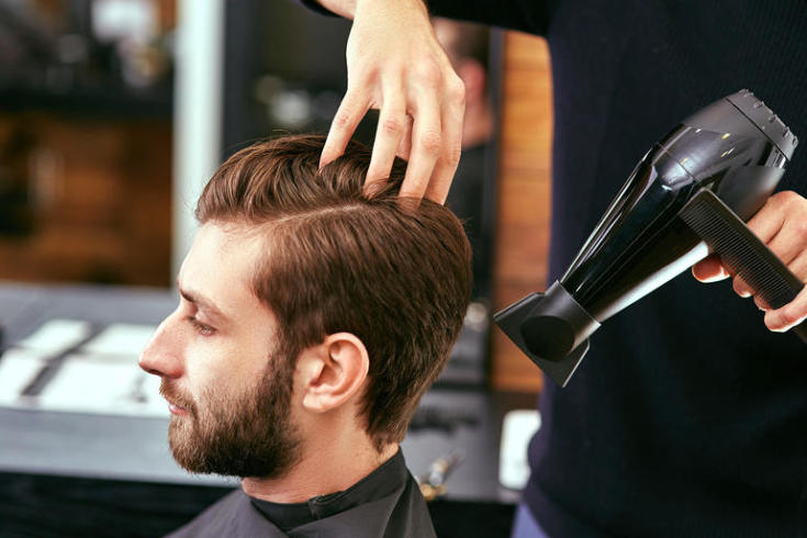 Corte de cabelo masculino para rosto redondo