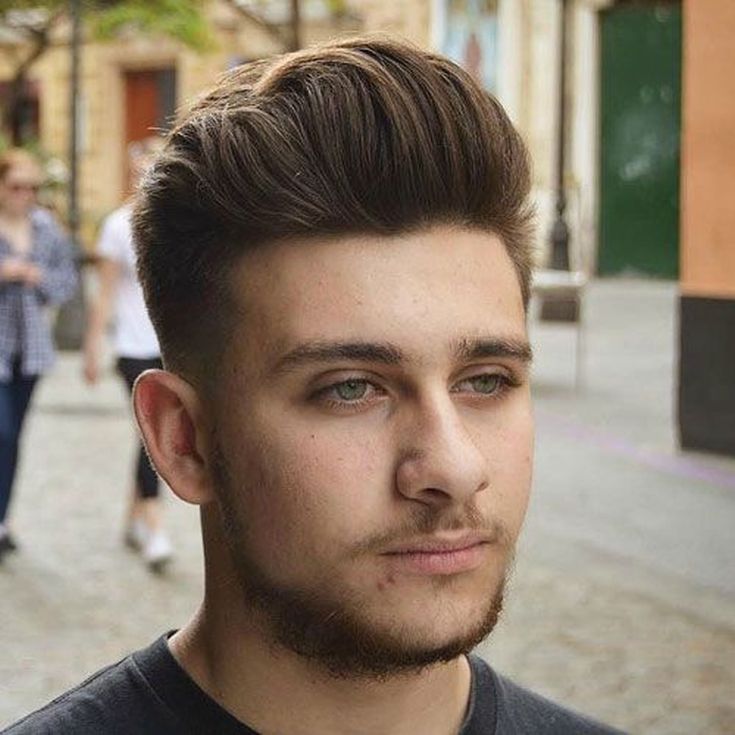 Corte de cabelo masculino para rosto redondo