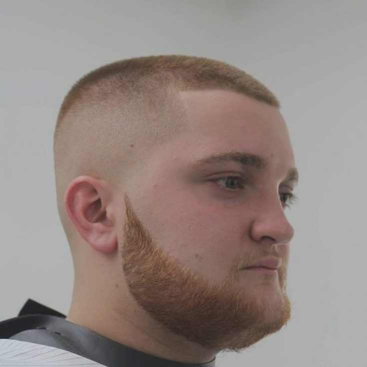 Corte de cabelo masculino para rosto redondo