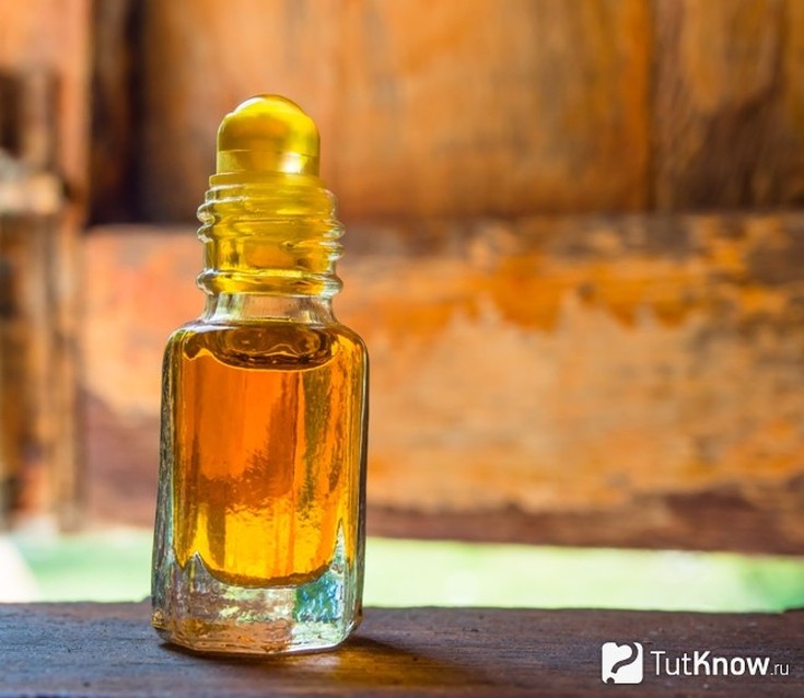 Óleo de cânfora para cabelo