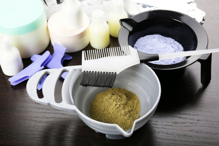 Fundo clareador de cabelo (cartela de cores)