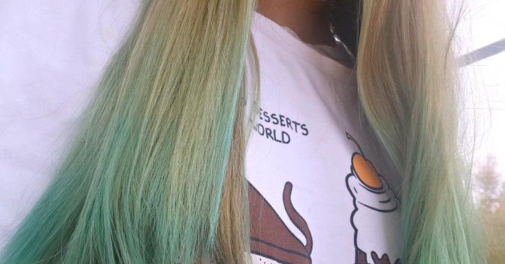 Como remover os verdes do cabelo após a tintura