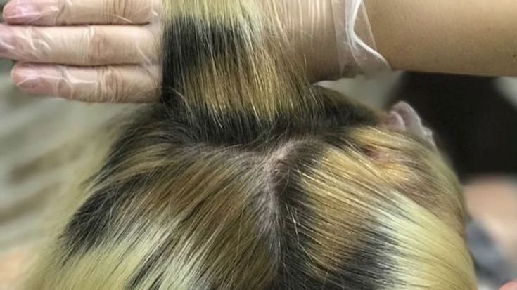 Fundo clareador de cabelo (cartela de cores)